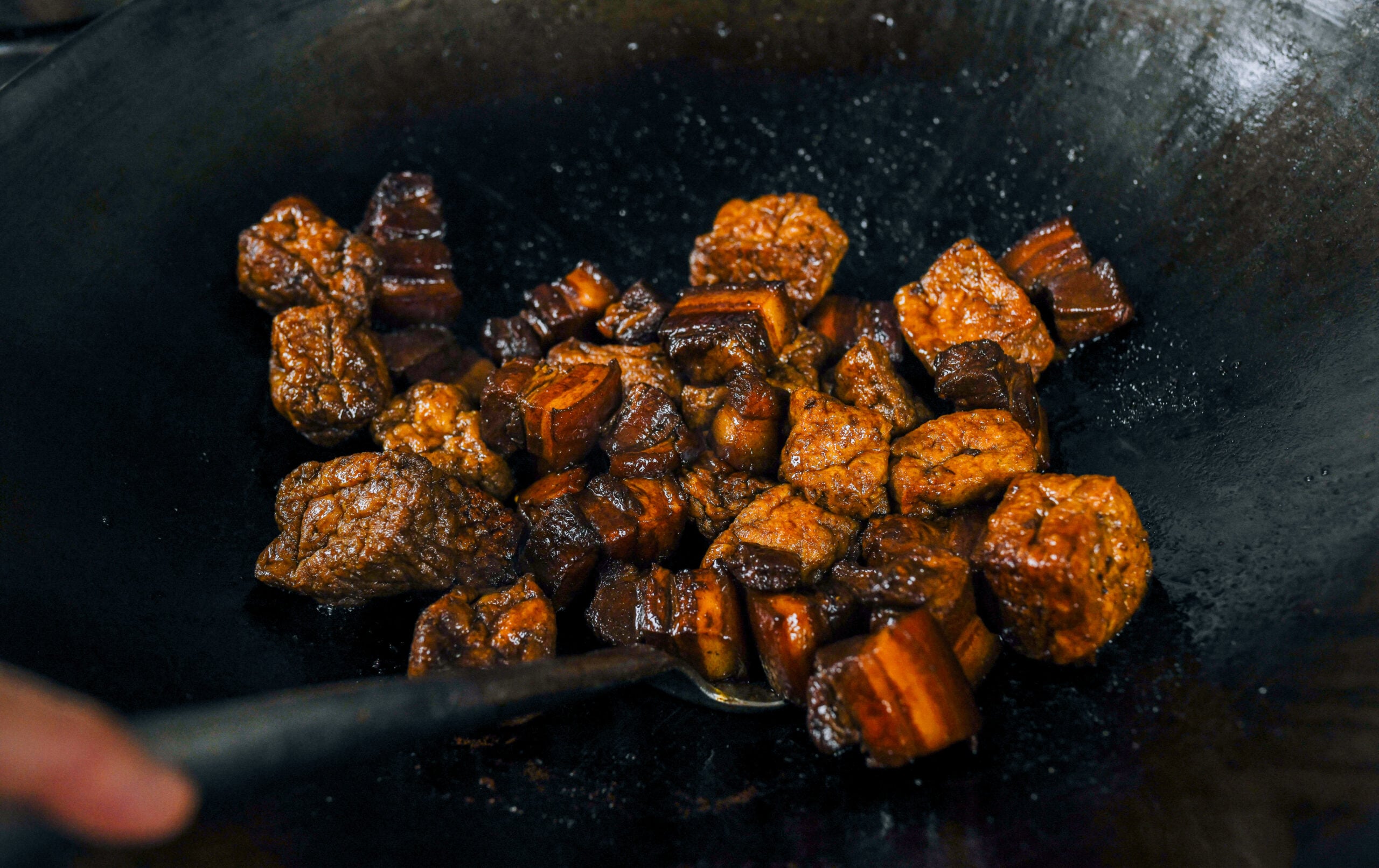 braised pork belly (hongshao rou) with tofu puffs