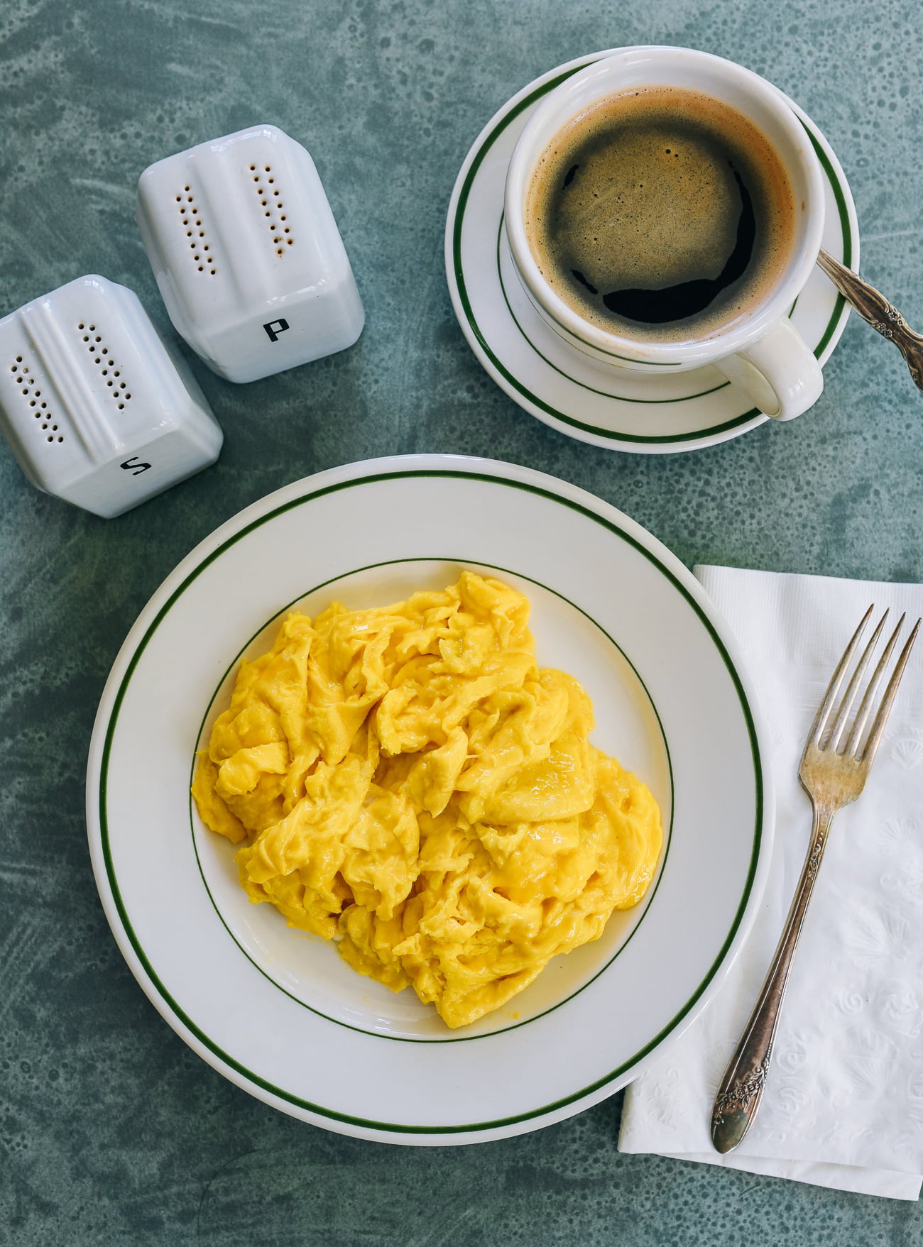 how to make perfect scrambled eggs