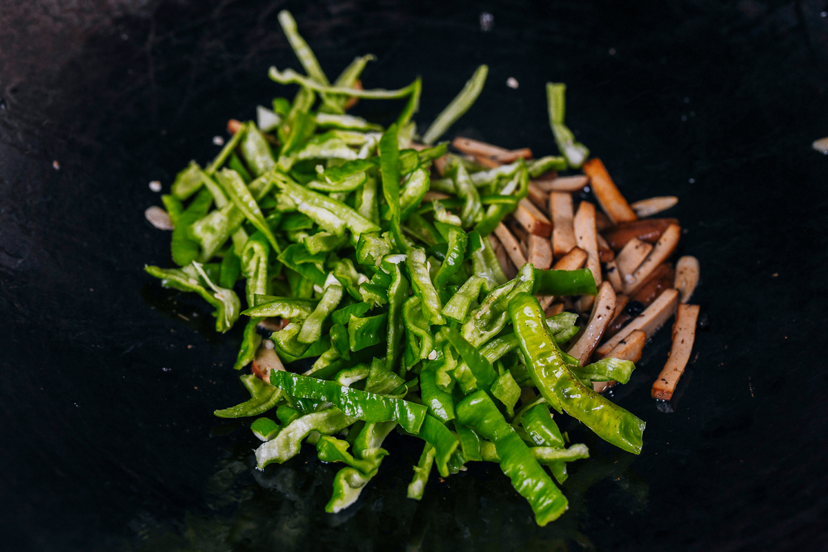 peppers added to pressed tofu