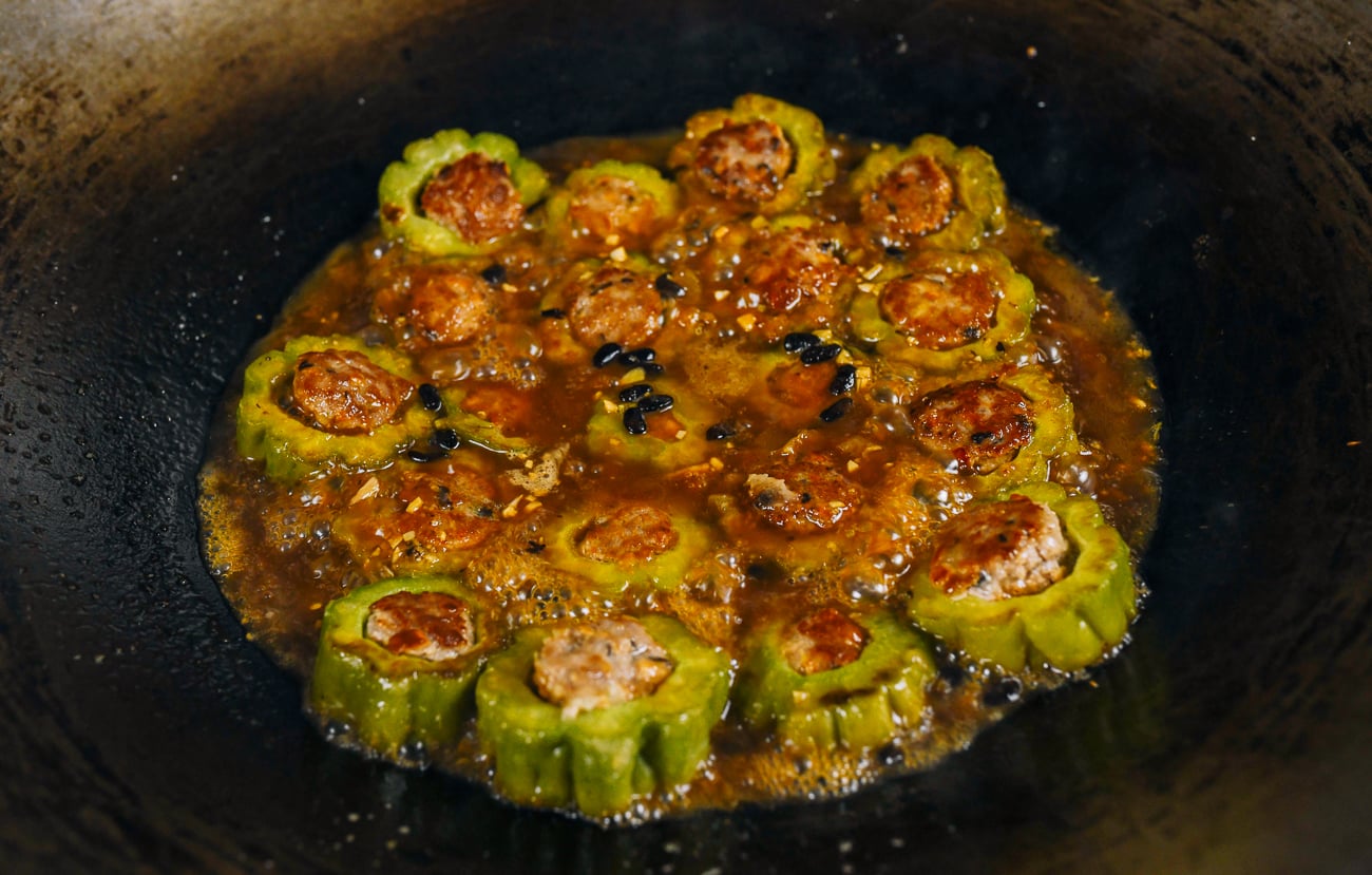 Making Stuffed Bitter Melon Recipe